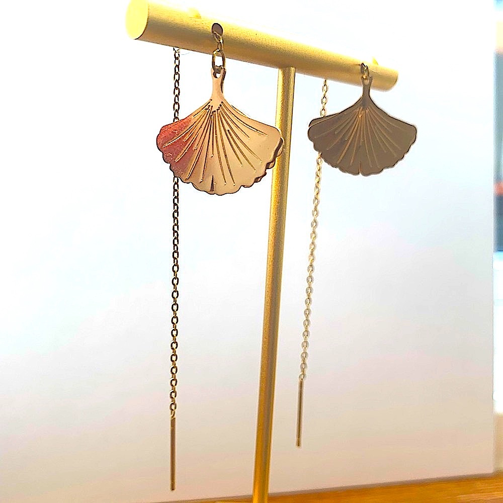 ✨NWT ✨ 18k Gold Ginkgo Leaf Threaders ✨ Dangling Bohemian Earrings✨Handmade✨